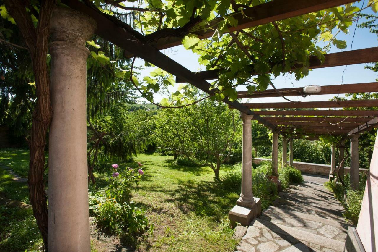 Guarene Hazelnut Valley المظهر الخارجي الصورة